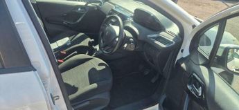 Peugeot 208 1.2 VTi Access+ Euro 5 5dr