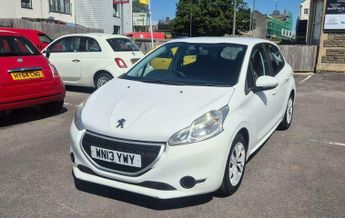 Peugeot 208 1.2 VTi Access+ Euro 5 5dr