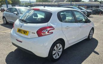 Peugeot 208 1.2 VTi Access+ Euro 5 5dr