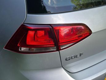 Volkswagen Golf MATCH TDI BLUEMOTION TECHNOLOGY DSG