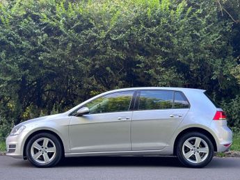 Volkswagen Golf MATCH TDI BLUEMOTION TECHNOLOGY DSG