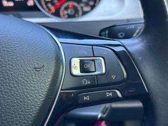 Volkswagen Golf MATCH TDI BLUEMOTION TECHNOLOGY DSG