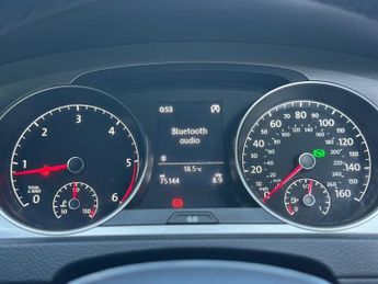 Volkswagen Golf MATCH TDI BLUEMOTION TECHNOLOGY DSG