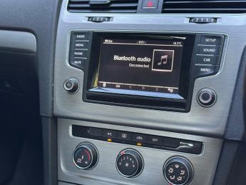 Volkswagen Golf MATCH TDI BLUEMOTION TECHNOLOGY DSG
