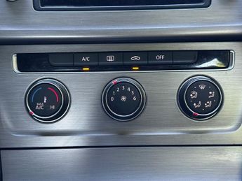 Volkswagen Golf MATCH TDI BLUEMOTION TECHNOLOGY DSG