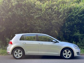 Volkswagen Golf MATCH TDI BLUEMOTION TECHNOLOGY DSG