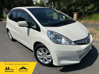 Honda Jazz 1.3+HYBRID+FRESH IMPORT+VERIFIED MBIMTA/CARVX/JEVIC GUARANTEEDIL
