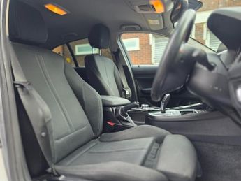 BMW 1 SERIES 118i SPORT