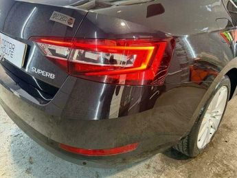 Skoda Superb 2.0 TDI SE L Executive DSG Euro 6 (s/s)