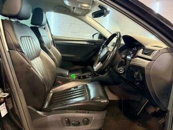 Skoda Superb 2.0 TDI SE L Executive DSG Euro 6 (s/s)