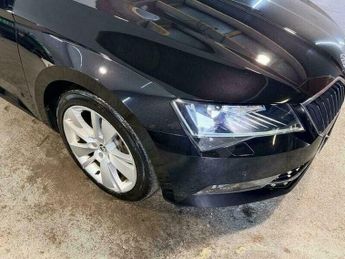 Skoda Superb 2.0 TDI SE L Executive DSG Euro 6 (s/s)