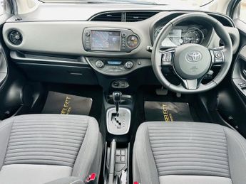 Toyota Yaris VVT-I ICON TECH