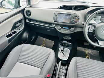Toyota Yaris VVT-I ICON TECH