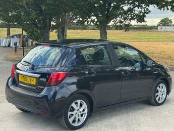 Toyota Yaris 1.5 VVT-h Excel E-CVT Euro 6 5dr (15in Alloy)