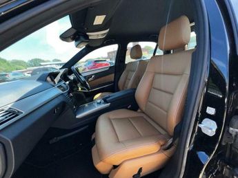 Mercedes-Benz E Class 3.0 E350 CDI V6 BlueEfficiency Sport G-Tronic Euro 5 4dr