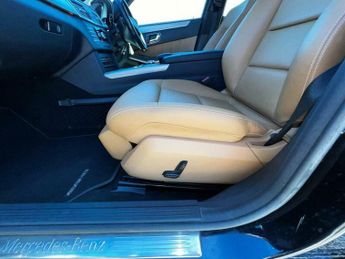 Mercedes-Benz E Class 3.0 E350 CDI V6 BlueEfficiency Sport G-Tronic Euro 5 4dr