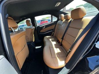 Mercedes-Benz E Class 3.0 E350 CDI V6 BlueEfficiency Sport G-Tronic Euro 5 4dr