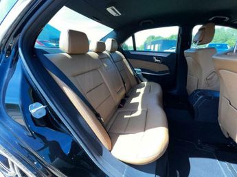 Mercedes-Benz E Class 3.0 E350 CDI V6 BlueEfficiency Sport G-Tronic Euro 5 4dr