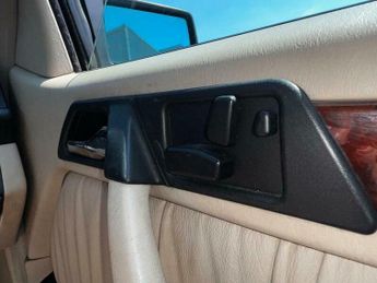 Mercedes-Benz E Class 3.2 E320 2dr