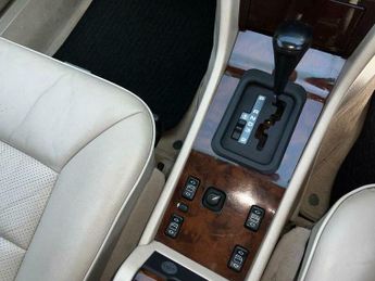 Mercedes-Benz E Class 3.2 E320 2dr