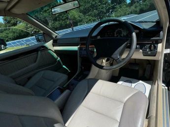 Mercedes-Benz E Class 3.2 E320 2dr