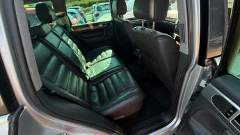 Volkswagen Touareg 3.0 TDI V6 Sport 5dr