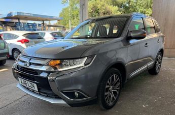 Mitsubishi Outlander 2.2 DI-D GX3 SUV 5dr Diesel Manual 4WD Euro 6 (s/s) (147 ps)