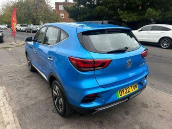 MG ZS 72.6kWh SE Long Range Auto 5dr