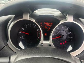 Nissan Juke 1.6 Tekna XTRON Euro 5 5dr