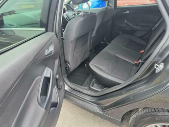 Ford Focus 1.0T EcoBoost Zetec Edition Euro 6 (s/s) 5dr