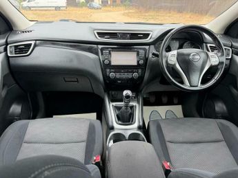 Nissan Qashqai 1.5 dCi N-Connecta 2WD Euro 6 (s/s) 5dr