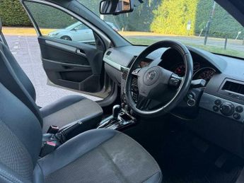 Vauxhall Astra 1.8i 16v Design 5dr