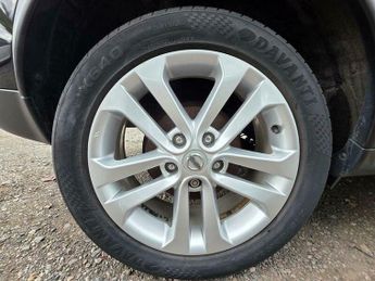 Nissan Juke 1.6 N-Connecta XTRON Euro 6 5dr