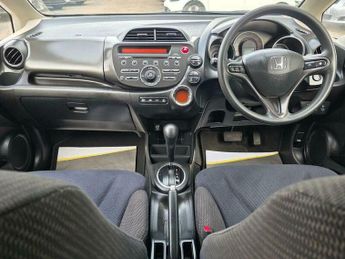 Honda Jazz 1.4 i-VTEC ES CVT Euro 5 5dr