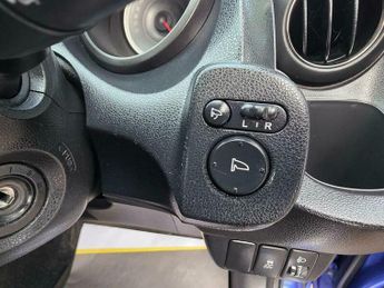 Honda Jazz 1.4 i-VTEC ES CVT Euro 5 5dr