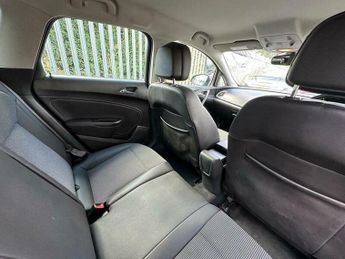 Vauxhall Astra 2.0 CDTi SE Sports Tourer Auto Euro 5 5dr