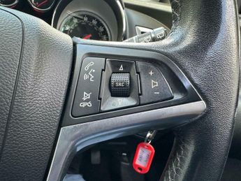 Vauxhall Astra 2.0 CDTi SE Sports Tourer Auto Euro 5 5dr