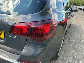 Vauxhall Astra 2.0 CDTi SE Sports Tourer Auto Euro 5 5dr