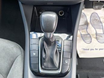 Hyundai Ioniq SE CONNECT