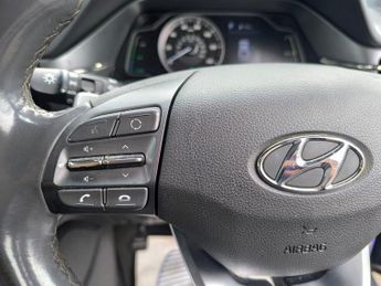Hyundai Ioniq SE CONNECT