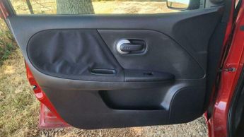 Nissan Note 1.6 16V Acenta Auto Euro 4 5dr