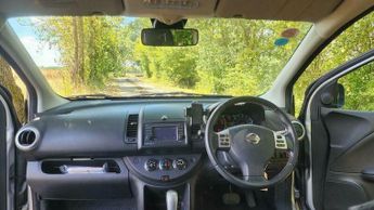 Nissan Note 1.6 16V Tekna Auto Euro 4 5dr