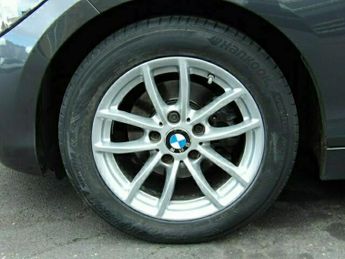 BMW 1 SERIES 116i SE 1.6 AUTOMATIC 5 Door