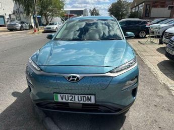 Hyundai KONA 64kWh Premium Auto 5dr (7kW Charger)