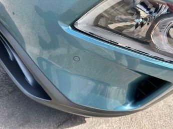 Hyundai KONA 64kWh Premium Auto 5dr (7kW Charger)