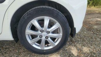 Toyota Yaris 1.33 Dual VVT-i TR Multidrive S Euro 5 5dr