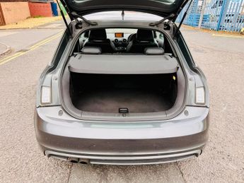 Audi A1 TFSI S LINE