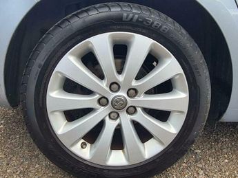 Vauxhall Astra 1.6i Elite Euro 6 5dr