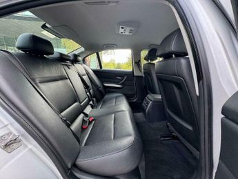 BMW 3 SERIES 2.0 318i SE Business Edition Steptronic Euro 5 4dr