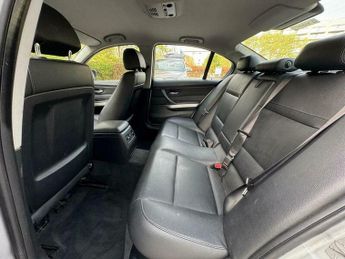 BMW 3 SERIES 2.0 318i SE Business Edition Steptronic Euro 5 4dr